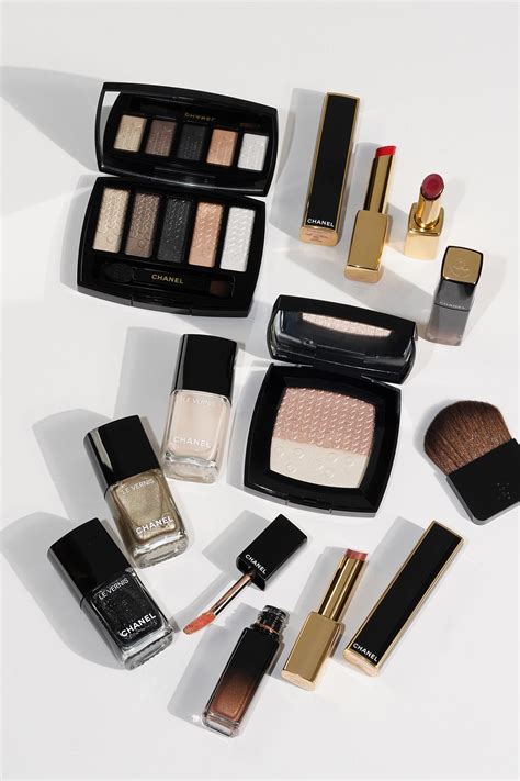 chanel beauty holiday 2023|Chanel makeup holiday 2023.